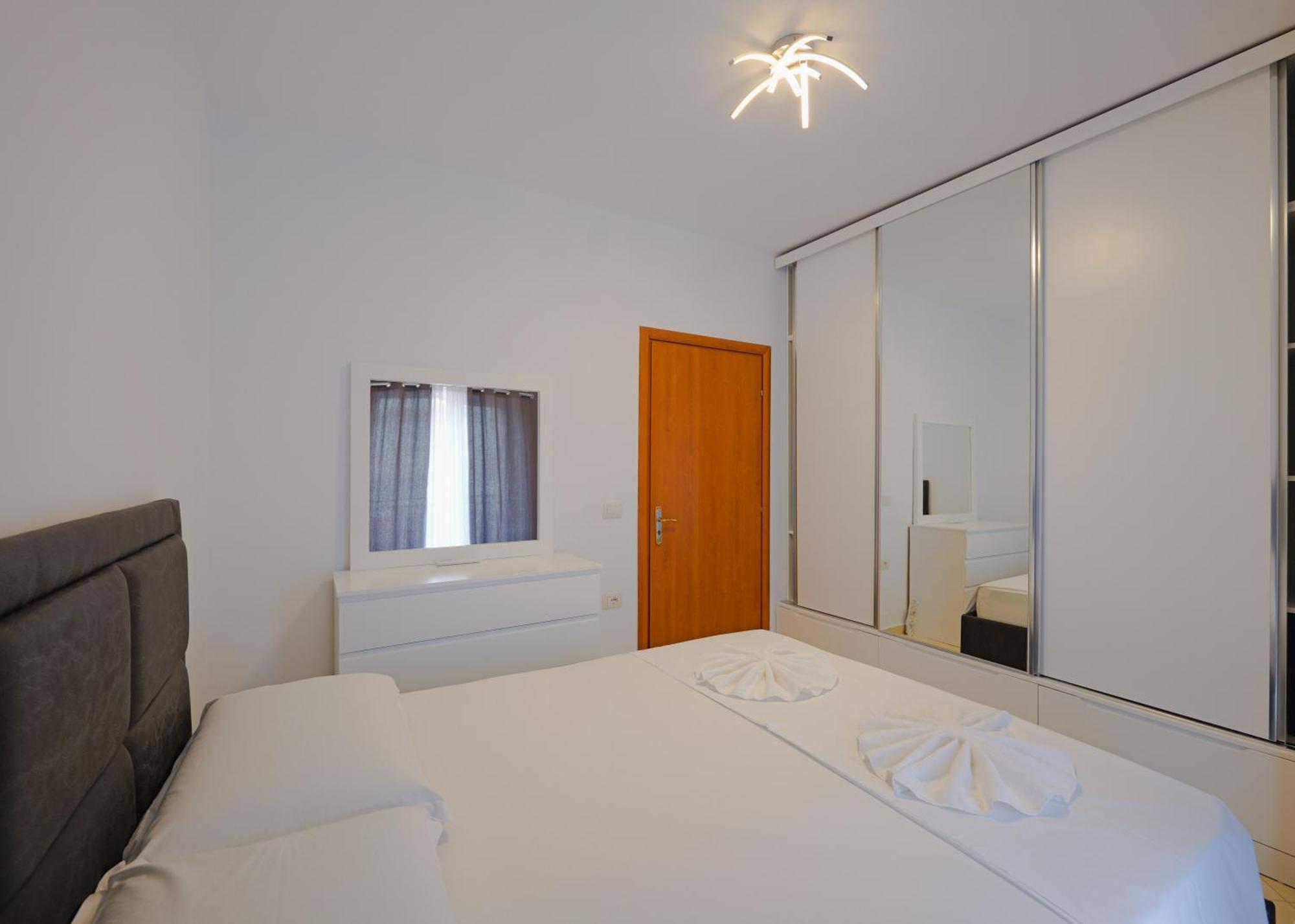 Giulia Apartament *